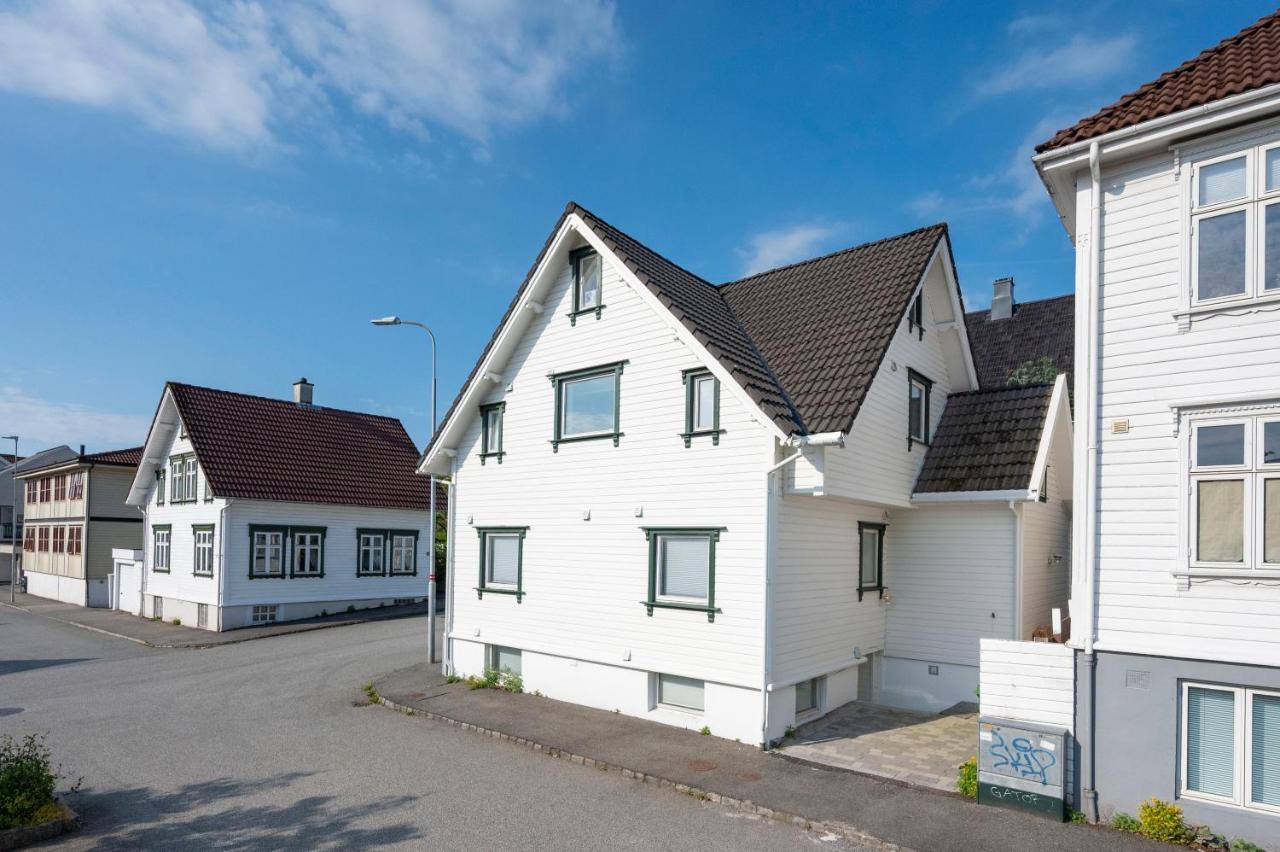 Practical Basement Apt With All Home Comforts Close To City Centre Stavanger Buitenkant foto